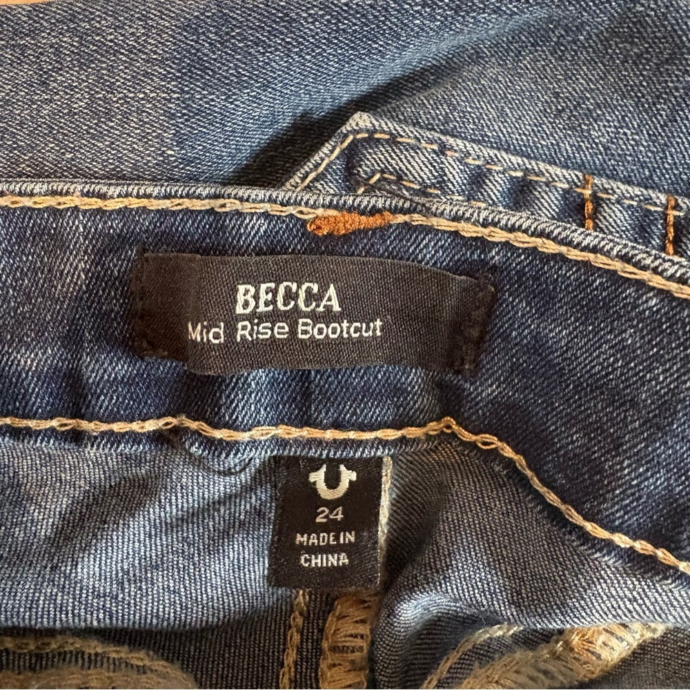 True Religion Becca Jeans Womens Sz 24 Blue Mid Rise Bootcut Stretch Denim Logo - Picture 3 of 10